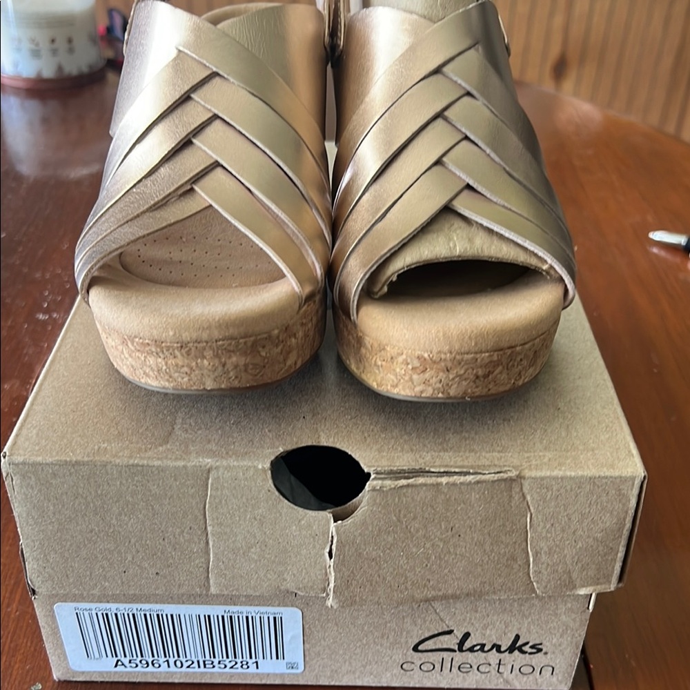 Clarks Tan Sandals with Suede Upper and Minimalist Design